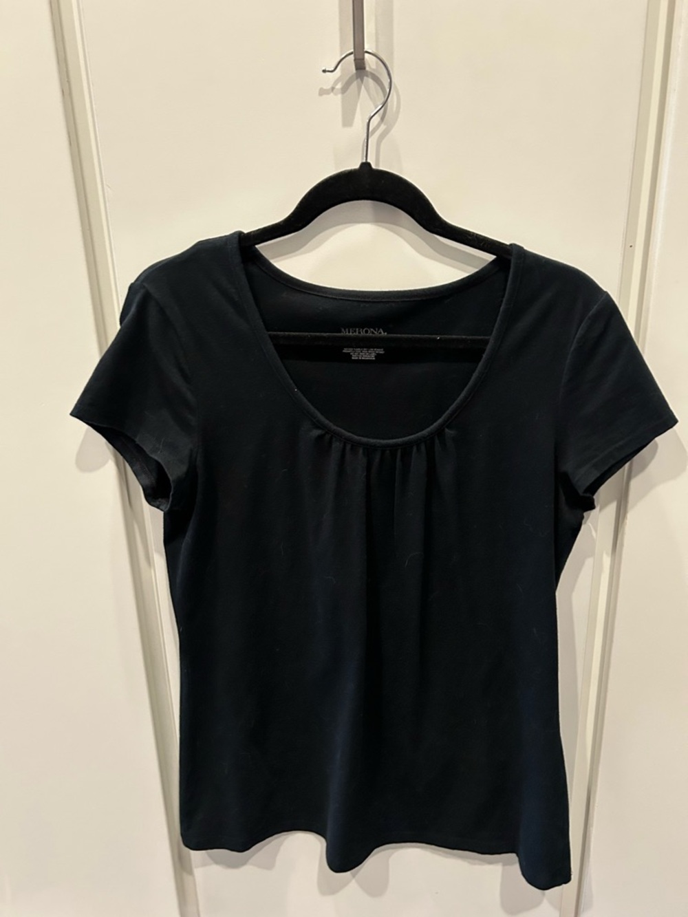Merona Black Short Sleeve Scoop-Neck Tee